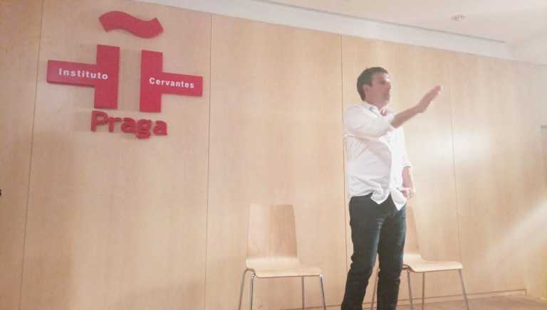 Franklin Rodríguez presentó en Praga «Las cosas que nunca me contaron»