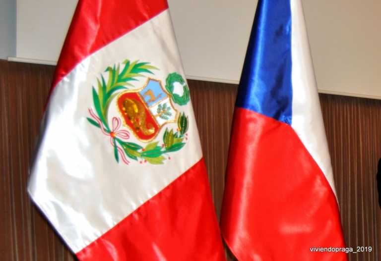 COVID-19: Praga donó a Lima 3,5 millones de coronas