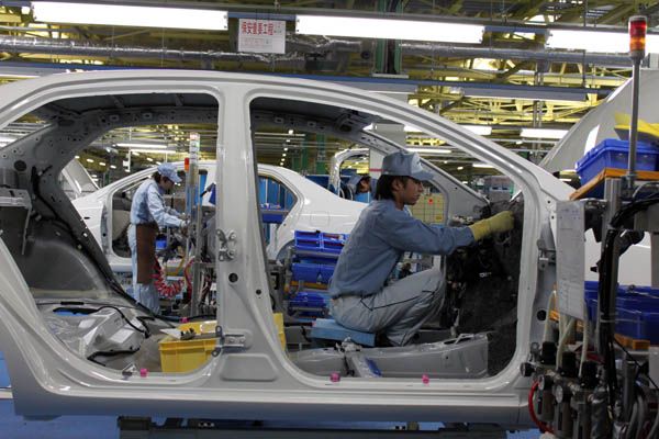 Aunque cae, la Industria sigue recuperándose