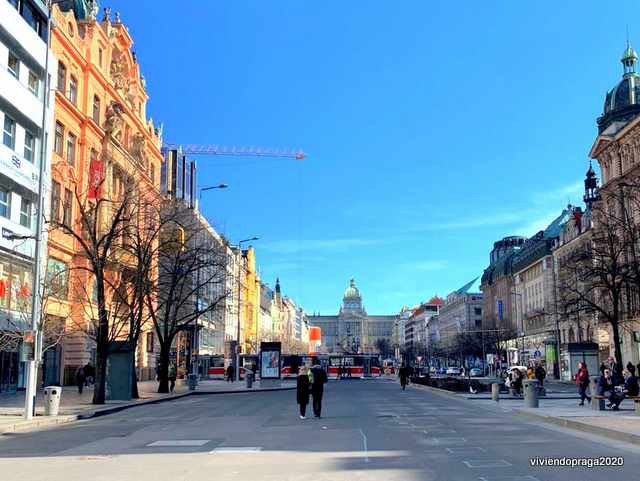 Reparan la parte baja de la Av. Wenceslao