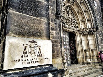 entrada a la Basílica San Pedro y San Pablo Vyšehrad