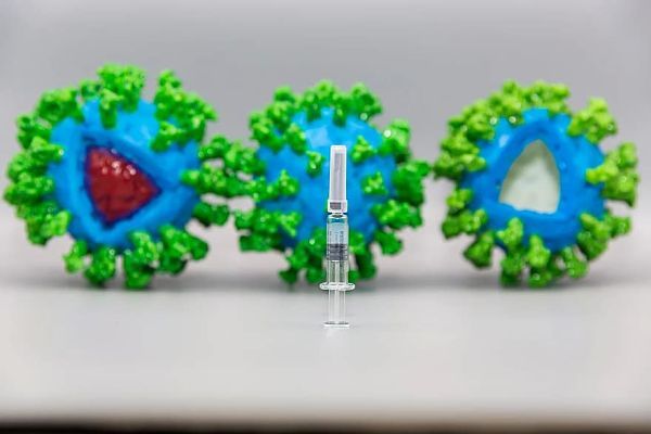 virus sars-cov-2 jeringuilla
